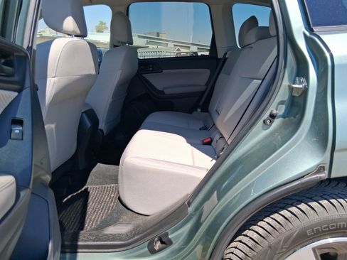 Used 2018 Subaru Forester 2.5i Premium AWD/4WD image 7