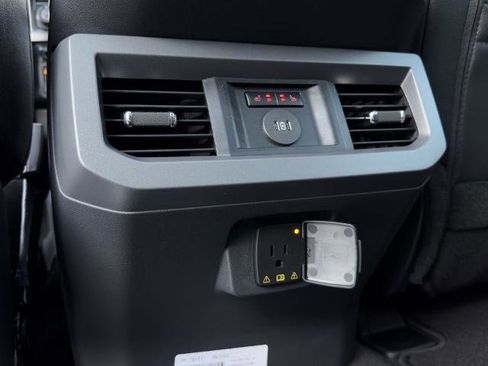 New 2026 Ford F250 Lariat w/ Lariat Ultimate Package image 33