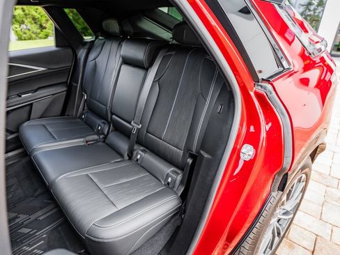 Used 2024 Cadillac Lyriq Sport RWD image 35