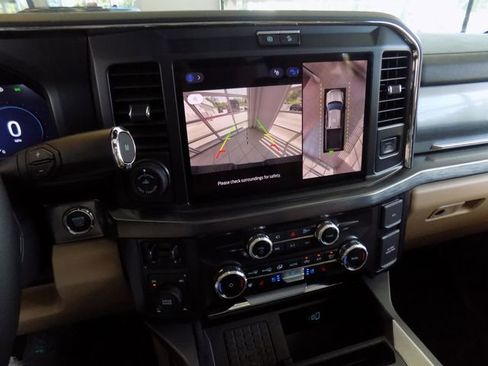 Used 2025 Ford F350 Lariat w/ Lariat Ultimate Package AWD/4WD image 20