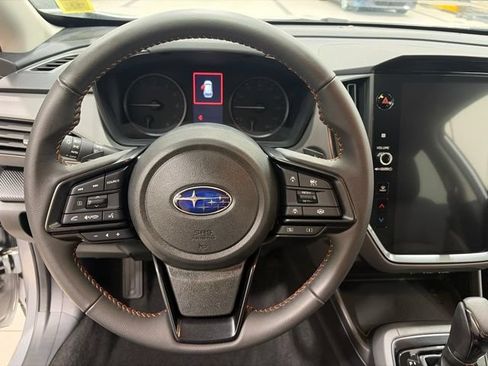 Used 2025 Subaru Crosstrek 2.5i Limited AWD/4WD image 6