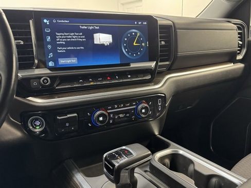 Used 2022 Chevrolet Silverado 1500 RST w/ Max Trailering Package image 18