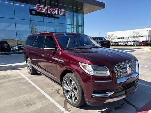 Used 2019 Lincoln Navigator L Reserve AWD/4WD image 9