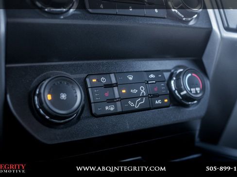 Used 2020 Ford F250 XLT w/ XLT Premium Package image 27