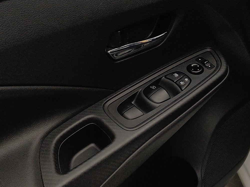 Used 2023 Nissan Versa SV w/ Trunk Package FWD image 27