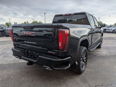 Used 2021 GMC Sierra 1500 AT4 w/ AT4 Premium Package AWD/4WD image 3
