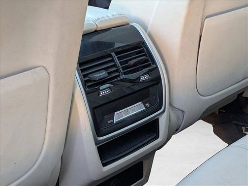 Used 2019 BMW X5 xDrive40i w/ Premium Package 2 image 18