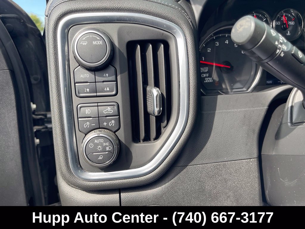 Used 2020 Chevrolet Silverado 1500 RST AWD/4WD image 11