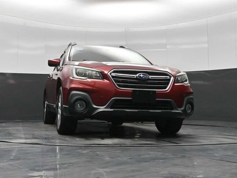 Used 2018 Subaru Outback 2.5i Premium image 19