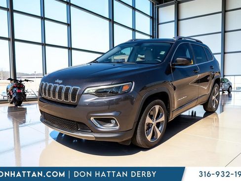 Used 2019 Jeep Cherokee Limited w/ Luxury Group FWD image 25