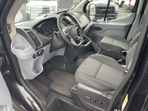Used 2015 Ford Transit 350 XLT RWD image 15