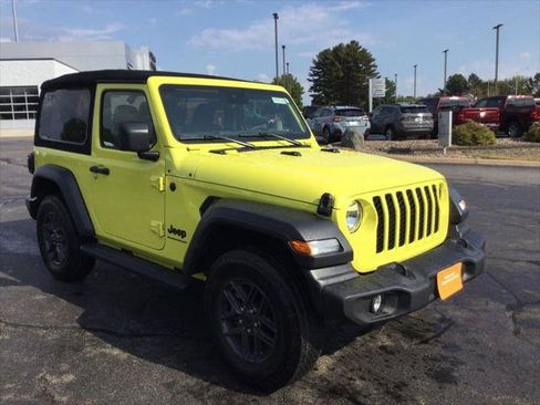 Certified 2024 Jeep Wrangler Sport AWD/4WD image 1