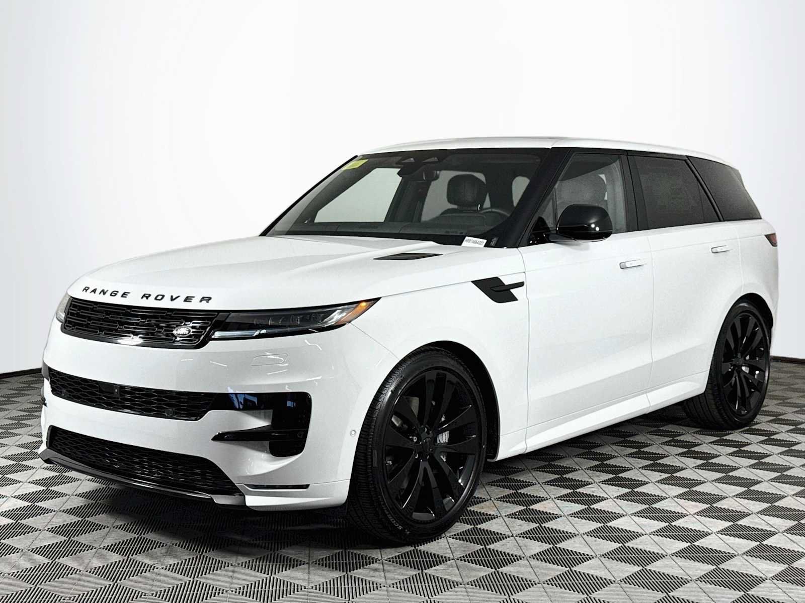 New 2026 Land Rover Range Rover Sport Dynamic SE AWD/4WD image 1