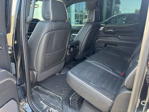 Used 2023 GMC Sierra 1500 AT4X AWD/4WD image 14