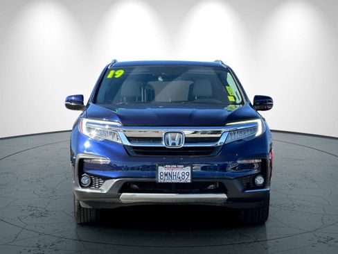 Used 2019 Honda Pilot Touring image 9