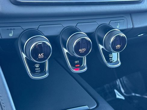 Used 2021 Audi R8 V10 w/ Premium Package image 20