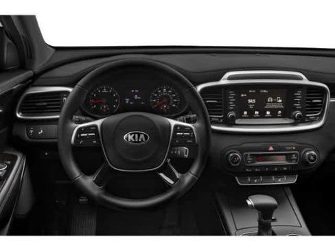 Used 2020 Kia Sorento S FWD image 10