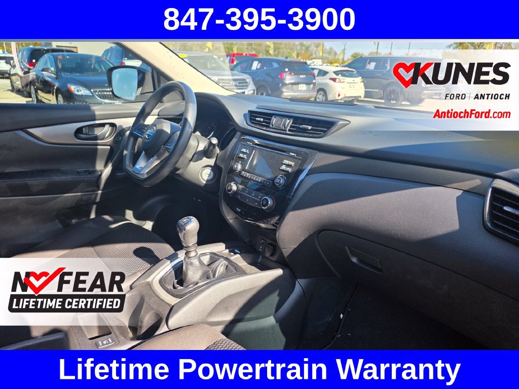 Used 2018 Nissan Rogue Sport FWD image 34