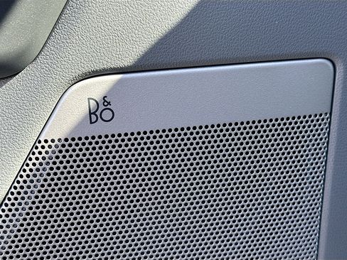 Certified 2024 Ford F150 Lariat w/ Tow/Haul Package AWD/4WD image 19