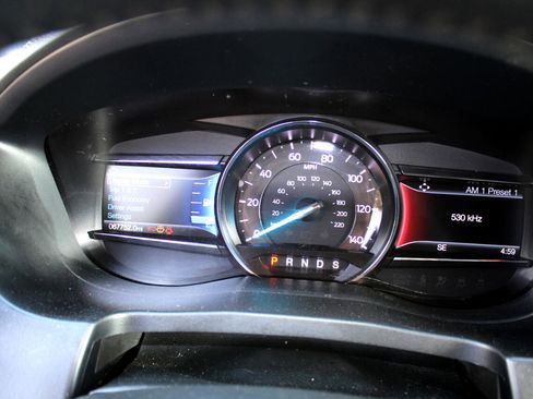 Used 2019 Ford Explorer Limited image 23