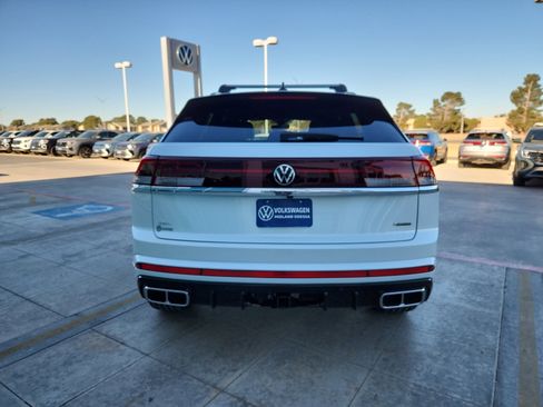 New 2026 Volkswagen Atlas Cross Sport SEL Premium R-Line image 6