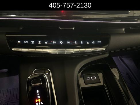 Used 2022 Cadillac Escalade ESV Sport image 15