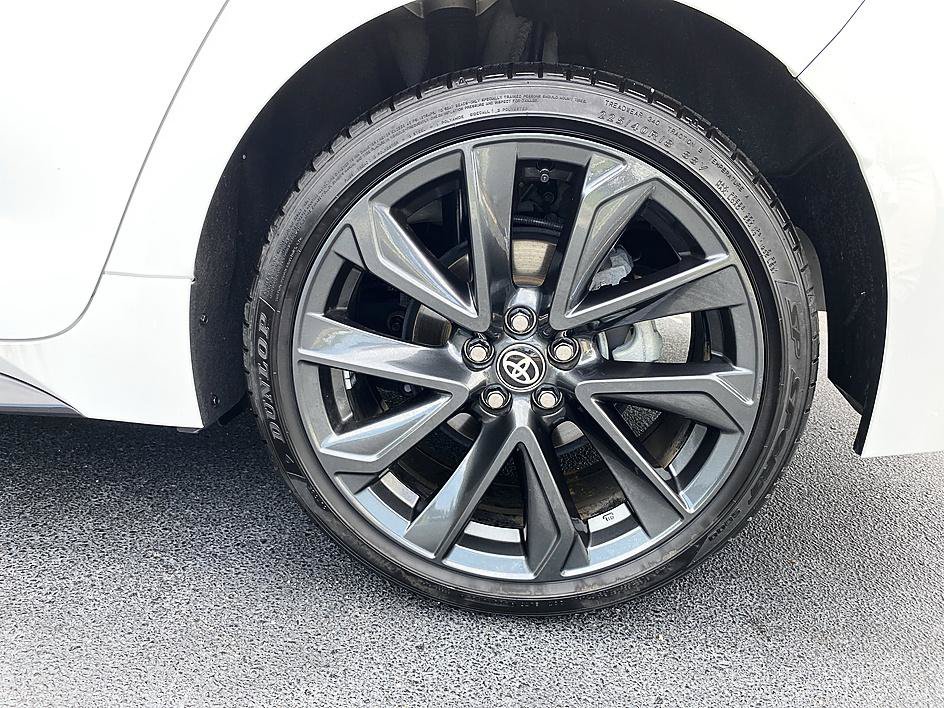 Certified 2025 Toyota Corolla SE FWD image 28