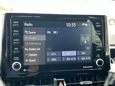 Used 2022 Toyota Corolla SE FWD image 12