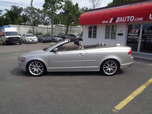 Used 2007 Volvo C70 T5 FWD image 10