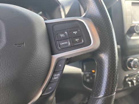 Used 2020 RAM 3500 Big Horn image 28