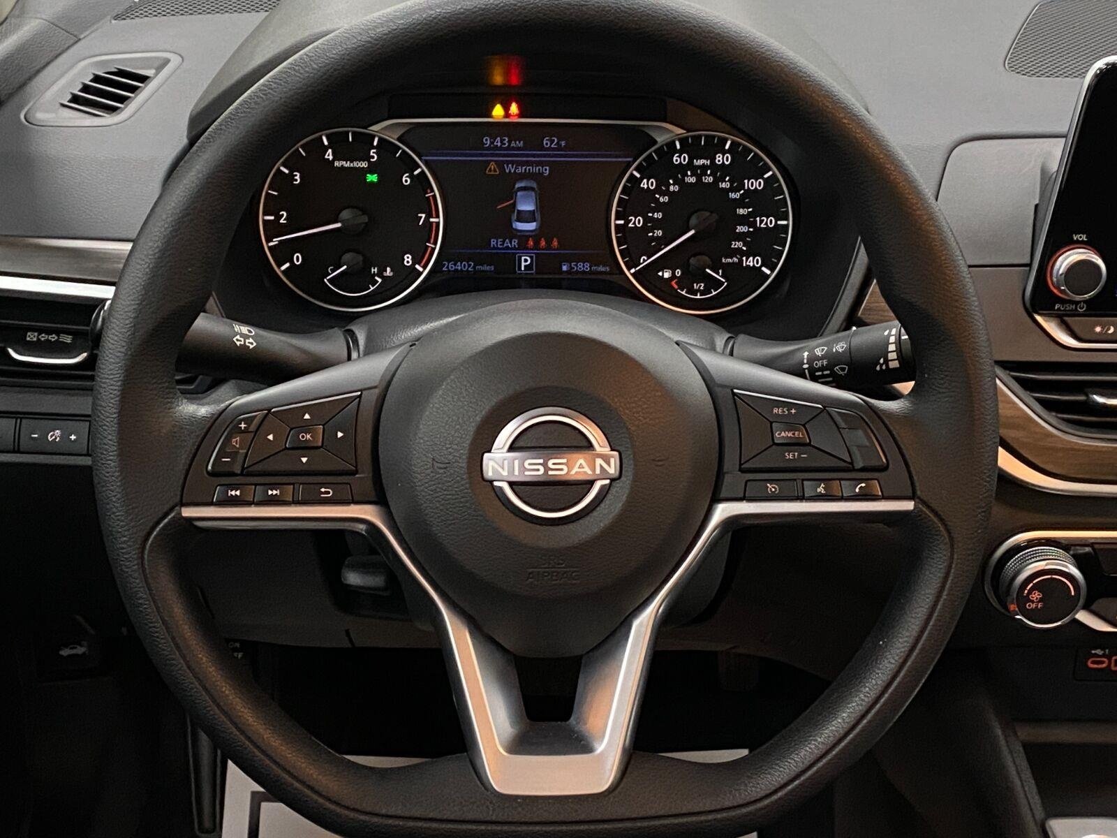 Certified 2025 Nissan Altima 2.5 SV FWD image 13
