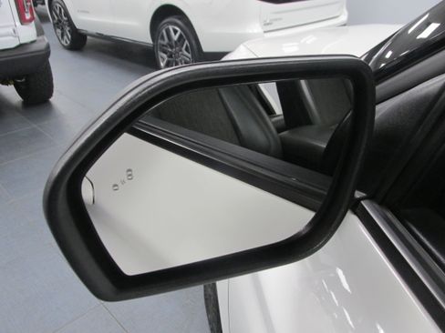 Used 2022 Ford Explorer Timberline image 17