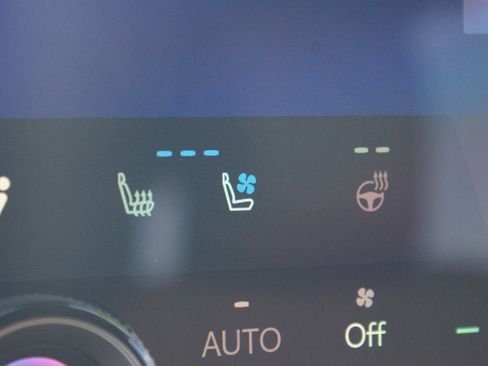 Used 2026 Lexus GX 550 w/ Accessory Package (31) image 8