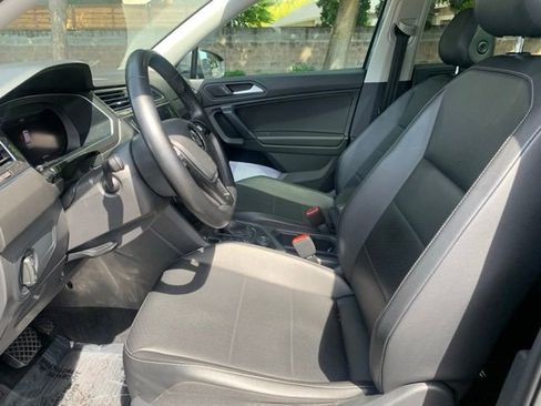 Used 2019 Volkswagen Tiguan SEL w/ 3rd Row Seat Package AWD/4WD image 13