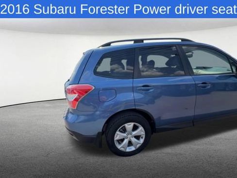 Used 2016 Subaru Forester 2.5i Premium AWD/4WD image 9