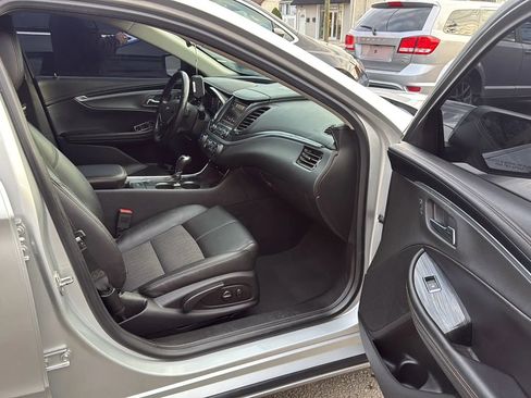 Used 2019 Chevrolet Impala LT image 25