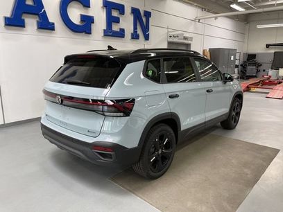 New 2026 Volkswagen Taos SE