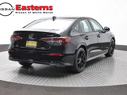 Used 2025 Honda Civic Sport image 5