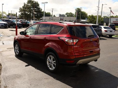 Used 2018 Ford Escape SEL AWD/4WD image 8