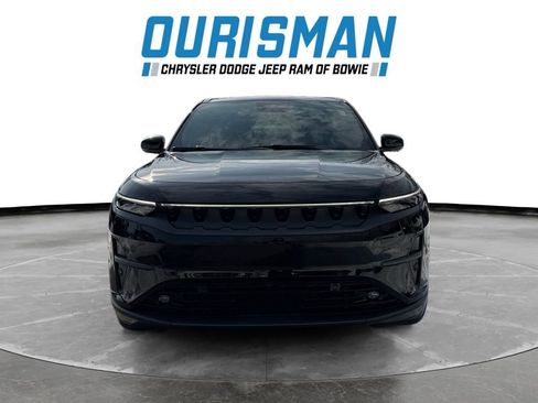 Used 2024 Jeep Wagoneer Launch Edition image 10