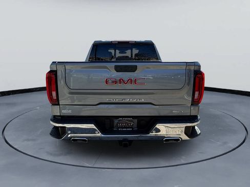 Used 2024 GMC Sierra 1500 SLT w/ SLT Premium Plus Package AWD/4WD image 5