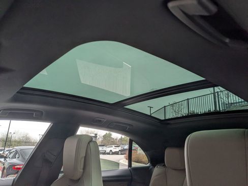 New 2026 Porsche Macan 4 Electric image 27