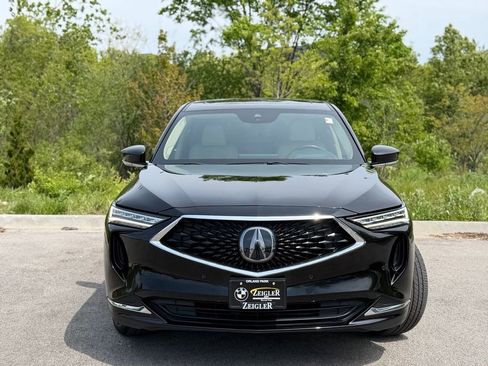 Used 2023 Acura MDX SH-AWD w/ Technology Package image 2