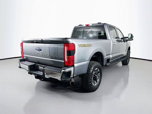 Used 2024 Ford F250 Lariat w/ Tremor Off-Road Package AWD/4WD image 13