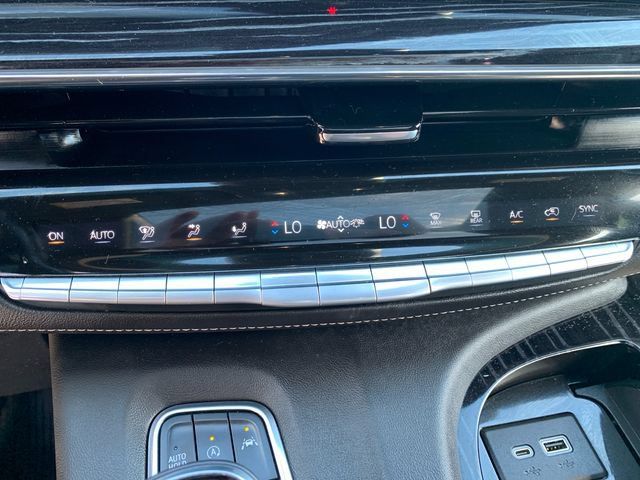 Used 2021 Cadillac Escalade Sport w/ Driver Assist Tech Package AWD/4WD image 33