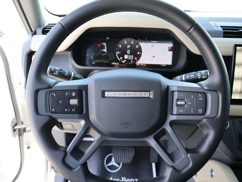 Certified 2024 Land Rover Defender 130 X-Dynamic SE AWD/4WD image 30
