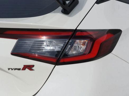Used 2024 Honda Civic Type R image 21