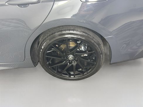 Used 2026 Toyota Camry SE FWD image 11