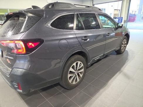 Used 2022 Subaru Outback Premium AWD/4WD image 14
