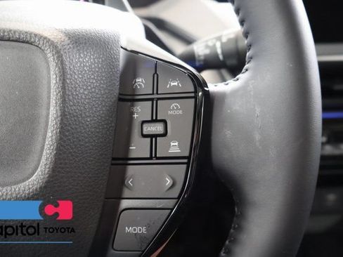 Certified 2026 Toyota Prius Plug-In Hybrid FWD image 18